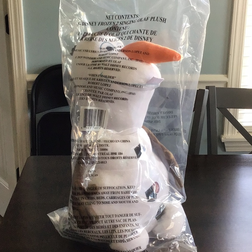 Disney Frozen II Plush Singing Olaf